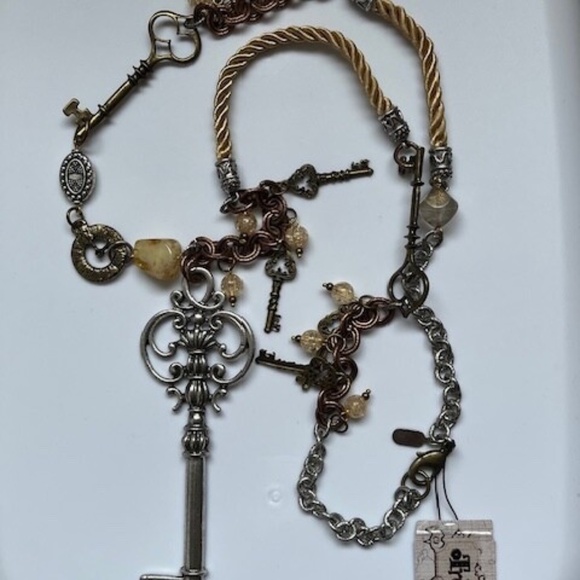 TRESKA Long Necklace Boho Bronze Color Copper Tone Silver Tone Brown Key Cord - Picture 4 of 6